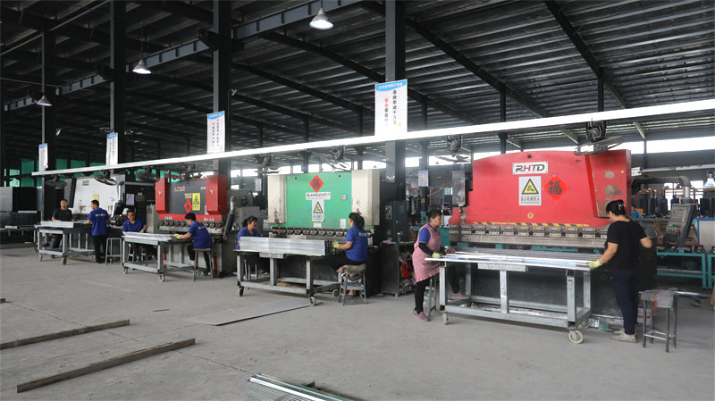 Bending equipment